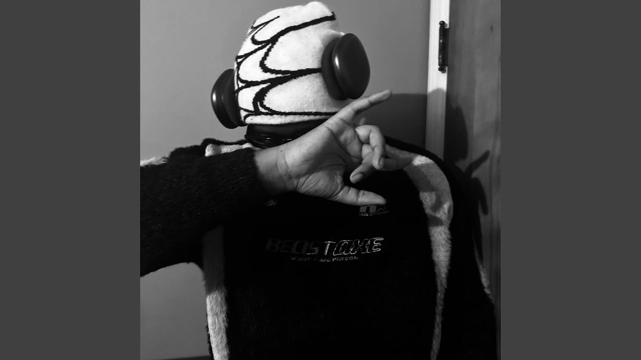 NEVER EVEN adlı videoyu YouTube'da izle NEVER EVEN adlı videoyu YouTube'da izle