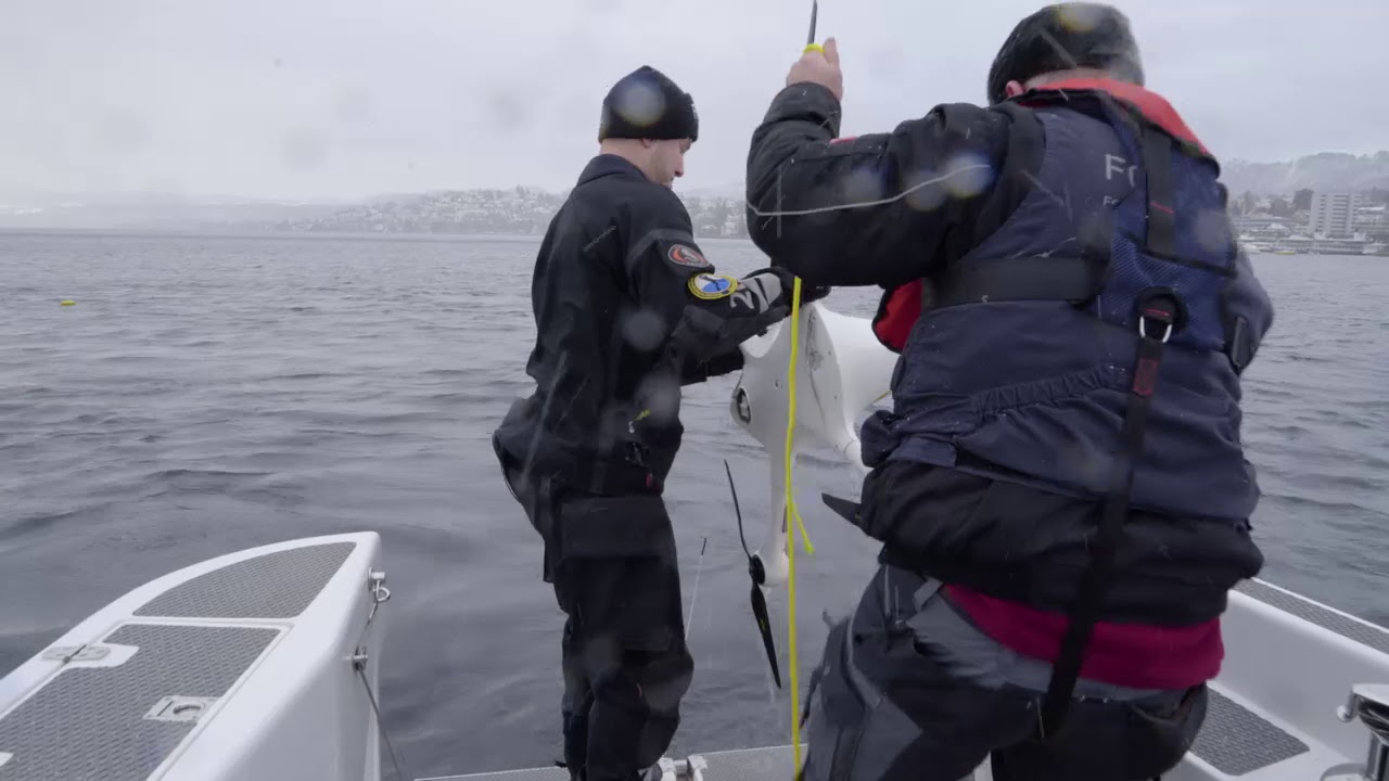 Bergung der Post-Drohne aus dem Zürichsee