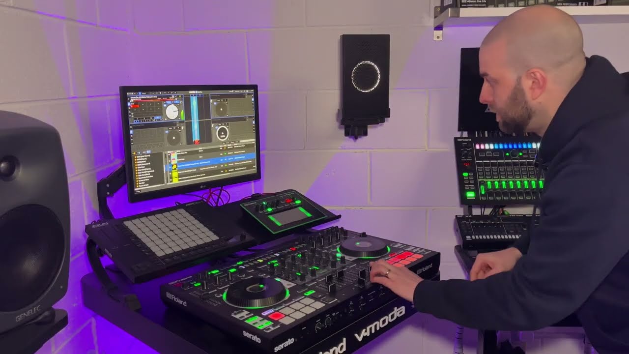 Roland DJ-808 | £700 @ AudioLevel