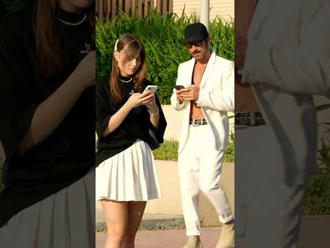 First date, introduced by her friend online• Первое свидание, познакомила в интернете её подруга•