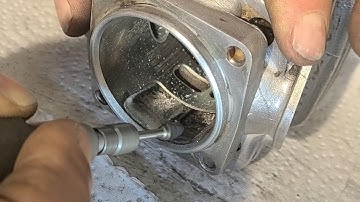 How to port a chainsaw part 6: Echo 670 grinding the transfers.