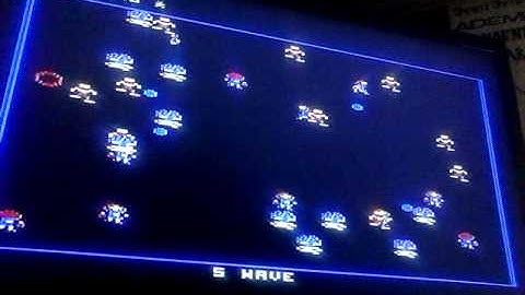 Atari 5200-Robotron:2084-Ultimate Music Virginia