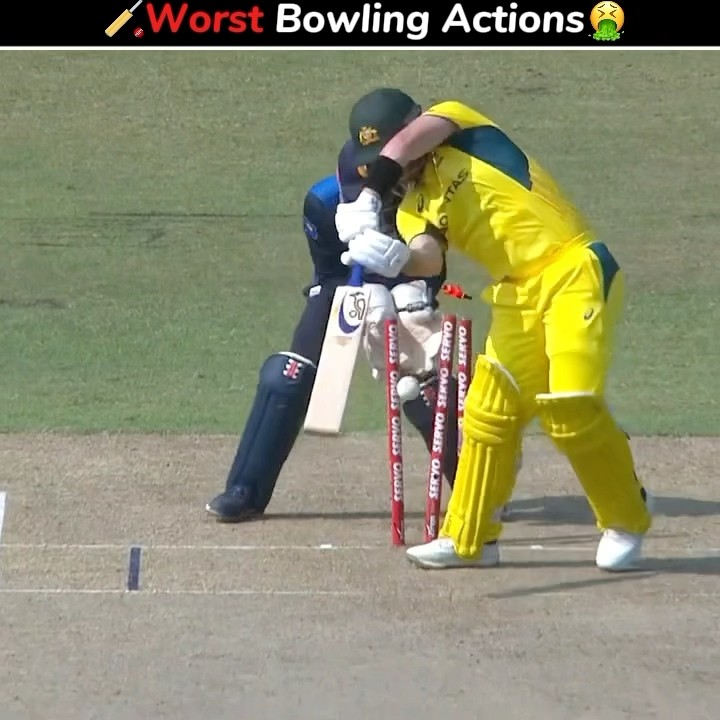Top 3 Worst And Amazing Bowling Actions in Cricket #shorts - YouTube