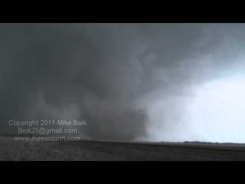 4-19-2011 Litchfield, Raymond, IL tornado crossing...