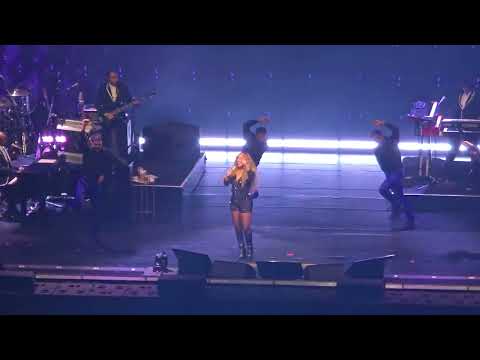 "Emotions" - Mariah Carey Live in Manila 2025 [4K] | trina.ph