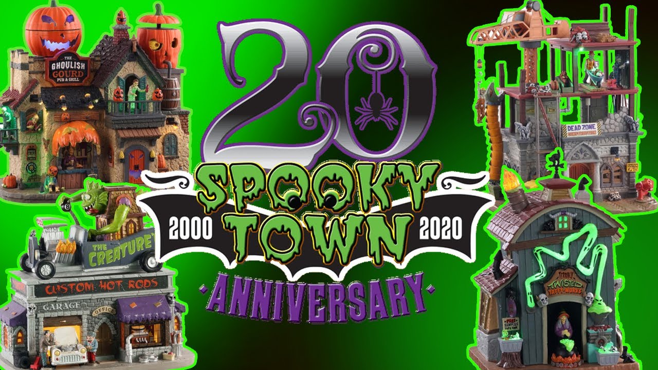 Taking a look at Lemax's Spooky Town for 2020! New Buildings, People, and Decor!