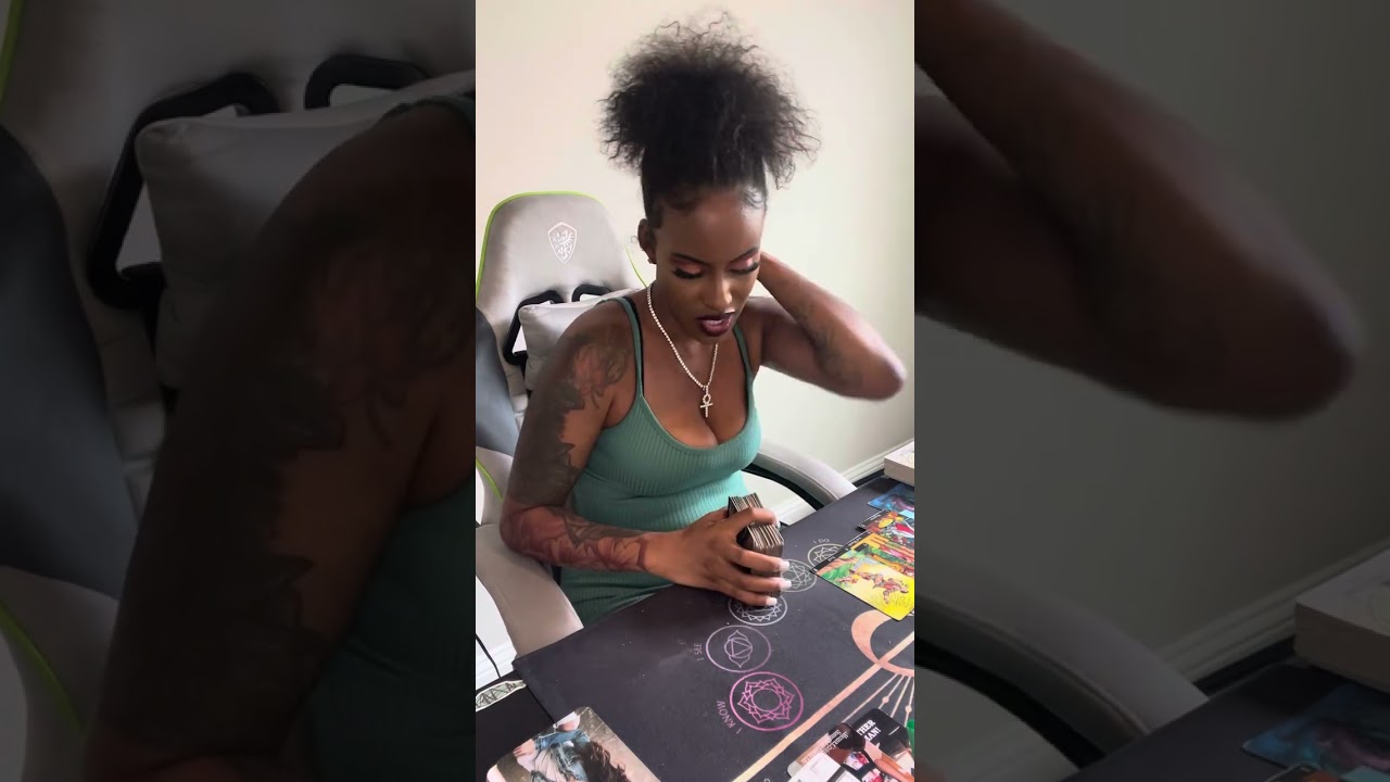 Pisces ♓️ Someone u “know” is a snake with hidden motives 🐍 failed REPETITIVE attempts 2 take u out