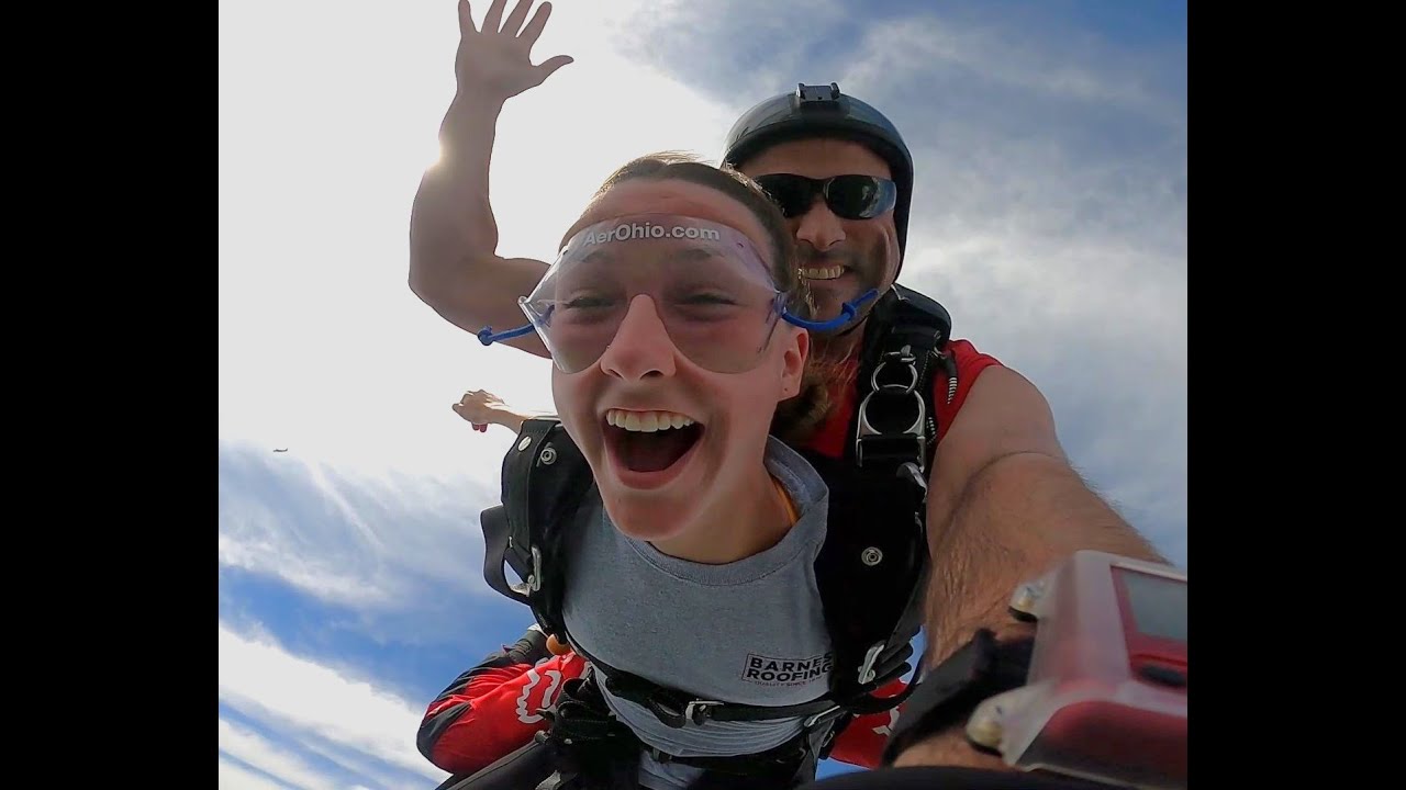 Maddie goes skydiving at Aerohio!