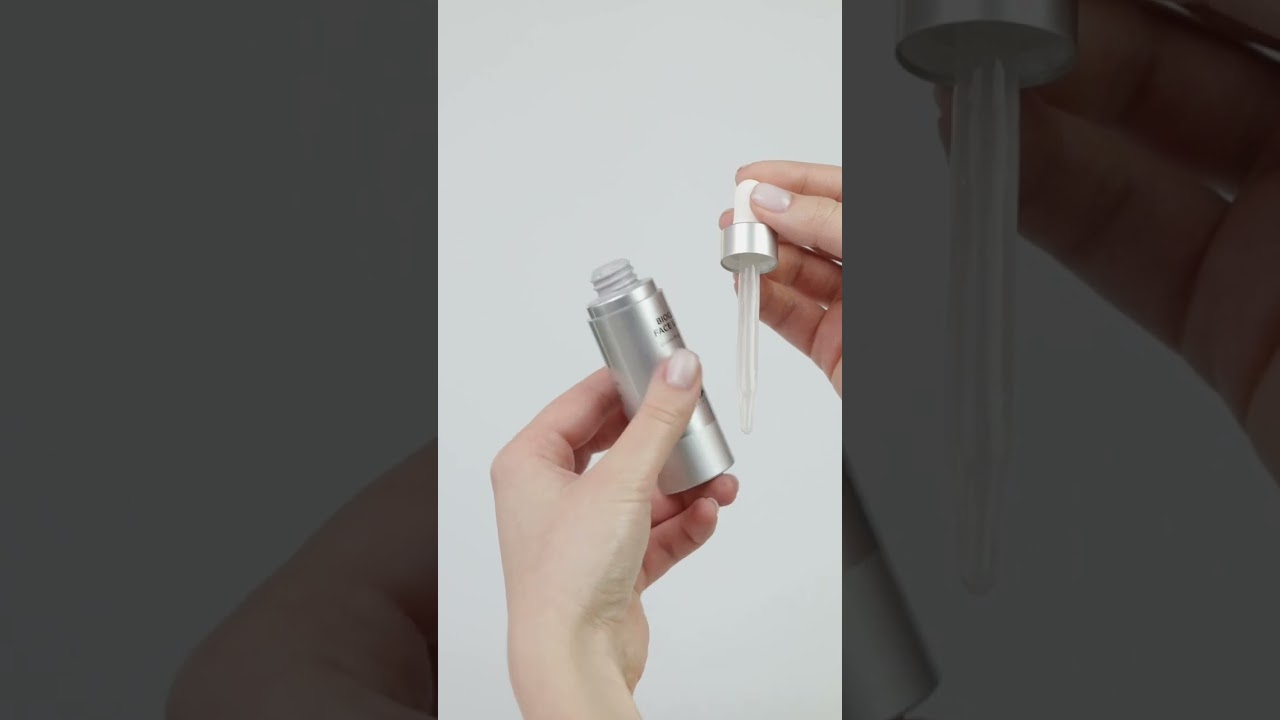 Jan Marini Bioclear Face Lotion - konsystencja lotionu korygującego wygląd skóry