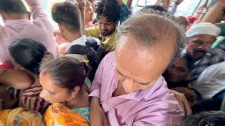 Boarding and Travelling in This Crowded Delhi Bus Was a Challenge | 479 DTC Bus Journey  screenshot 3
