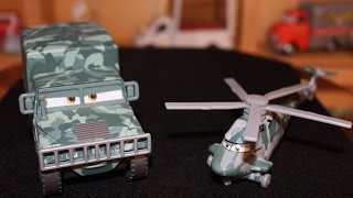 Mattel Disney Cars Toon Corporal Kim & Captain Munier (Unidentified Flying Mater) Die-casts