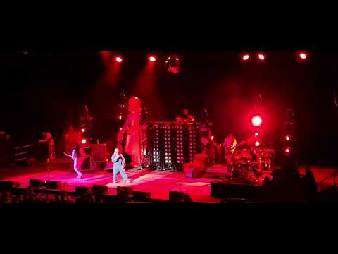 Limp Bizkit "Livin' It Up" snippet 5/7/2 Mohegan Sun Arena, Wilkes-Barre, PA