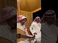 عبدالعزيز السكيرين يعزف عود مع خالد عبدالرحمن