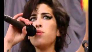 Video-Miniaturansicht von „Amy Winehouse - Cupid (Live Glastonbury 2007)“