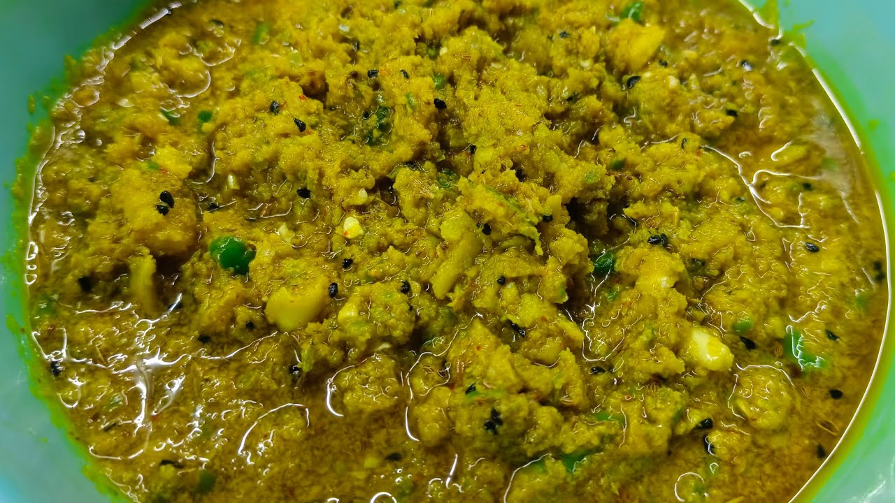 Amla Mirch Thecha Recipe | Healthy Maharashtrian Thecha | Winter Special Chutney amla kucha