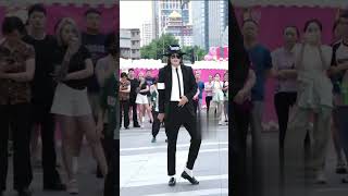 Amazing ! New Michael Jackson Born ...  #模仿秀  #Michael Jackson