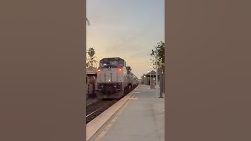 Amtrak lower levels with Dash 8 POWER!!