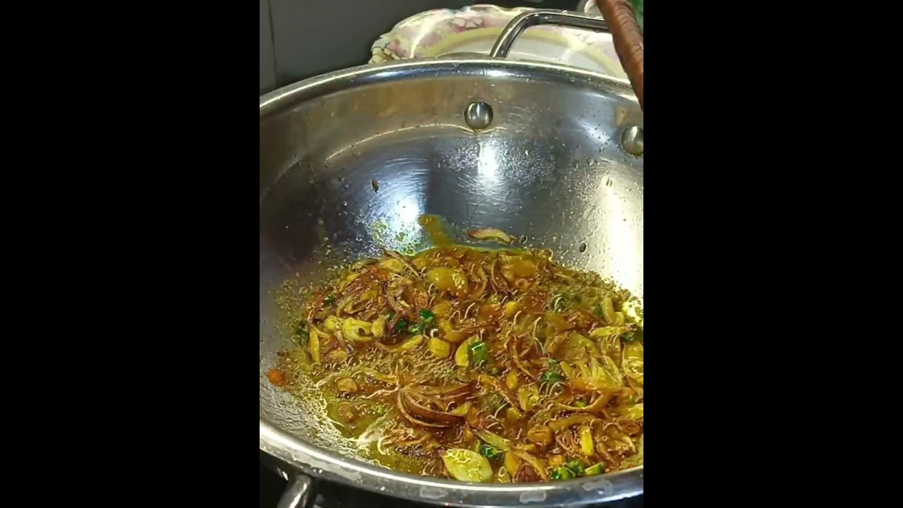 Muli ke patte ki  asi bhujiya banaye jo sehat ke  saath  jayaka  bhi  de 🌿🌿🥗