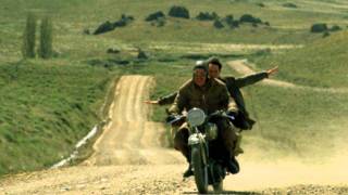 Video thumbnail of "the motorcycle diaries soundtrack- apertura"