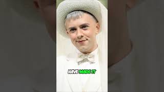 Comedian Cola Scolas Hilariously Bizarre Met Gala Look