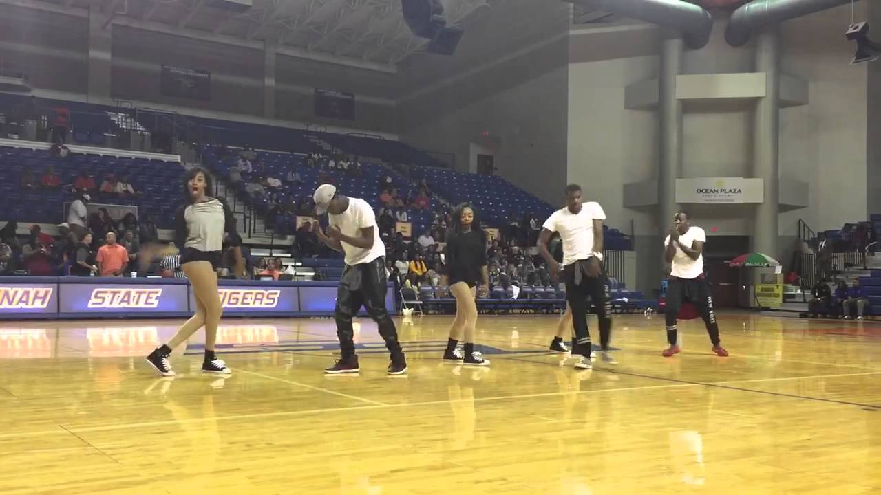 SSU Officials During girls halftime