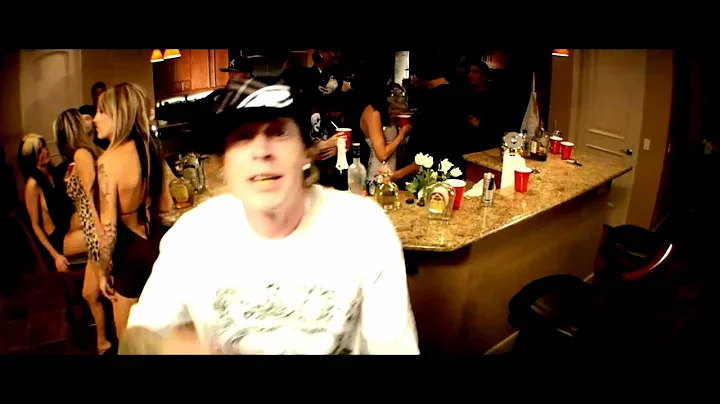 JOHNNY RICHTER-AT IT AGAIN - OFFICIAL VIDEO