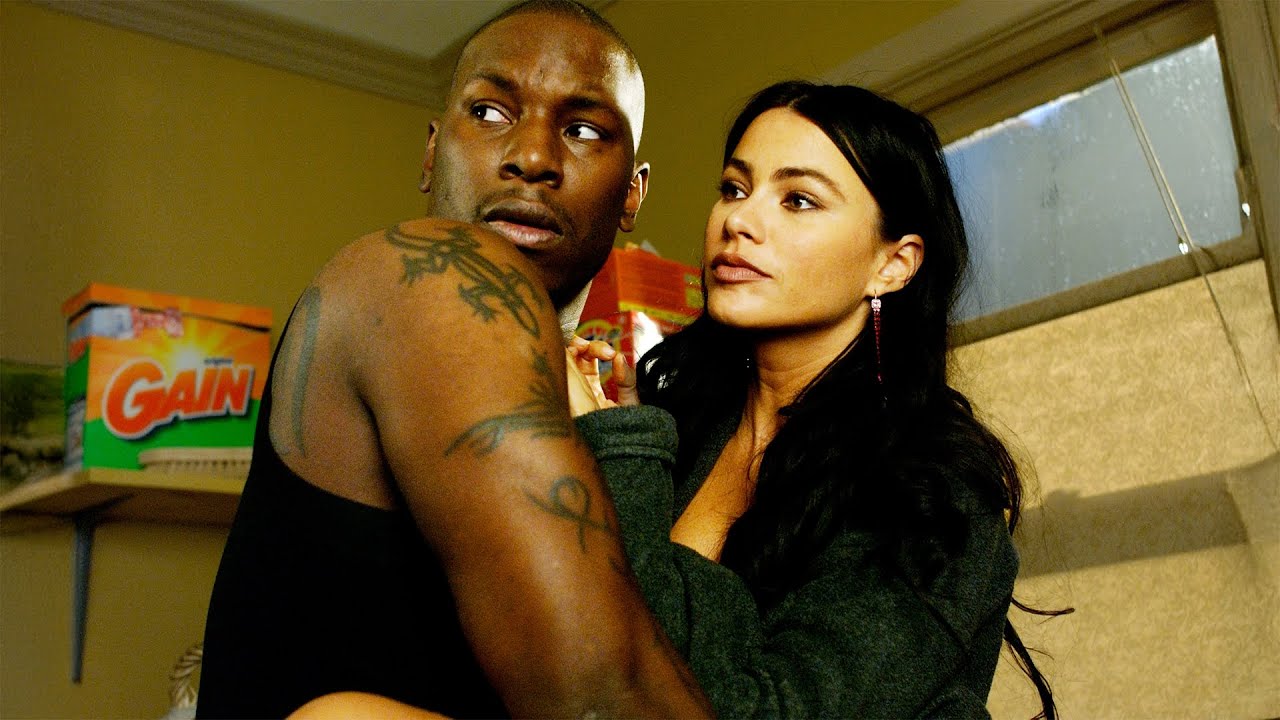 【ネタバレ】育ての親を殺され、ブチギレた“元不良”の4兄弟。警察もギャングも関係ねぇ、犯人全員に「血の制裁」を下す復讐劇がヤバすぎた…