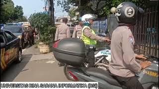 Polsek Karawaci menggelar Apel Gabungan bersama TNI, Satpol PP, dan Pokdarkamtibmas.