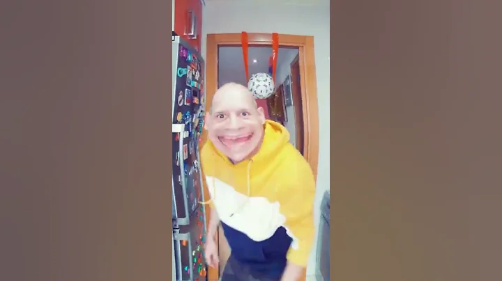 Marcial Layons Funny video, chupapimuao.!
