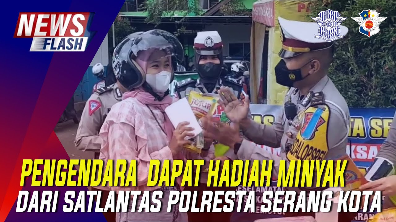 PENGENDARA  DAPAT HADIAH MINYAK DARI SATLANTAS POLRESTA SERANG KOTA