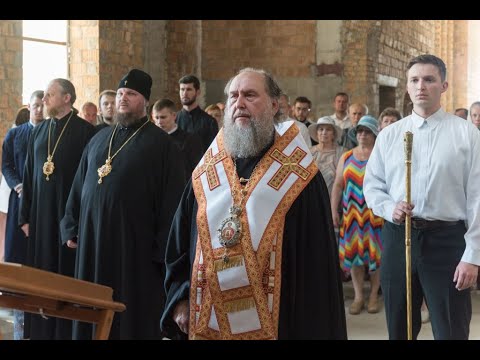 Video: Sveti Teodor Stratilat. Hram Teodora Stratilatesa na potoku