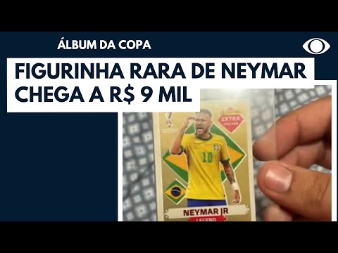 FOTO: Neymar 'ostenta' figurinhas raras dele mesmo no álbum da