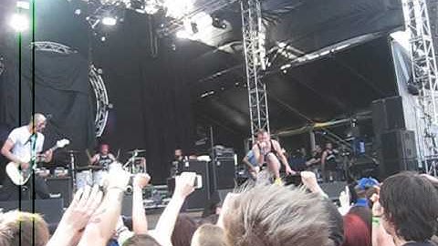 The Used - A Box Full of Sharp Objects (Live)