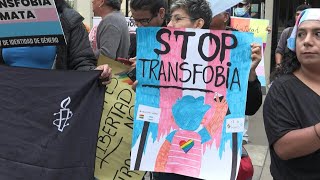 Protesta en Perú por decreto que describe la transexualidad como 