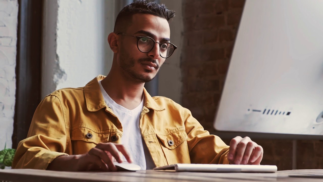 Visit Rotterdam Business School digitally