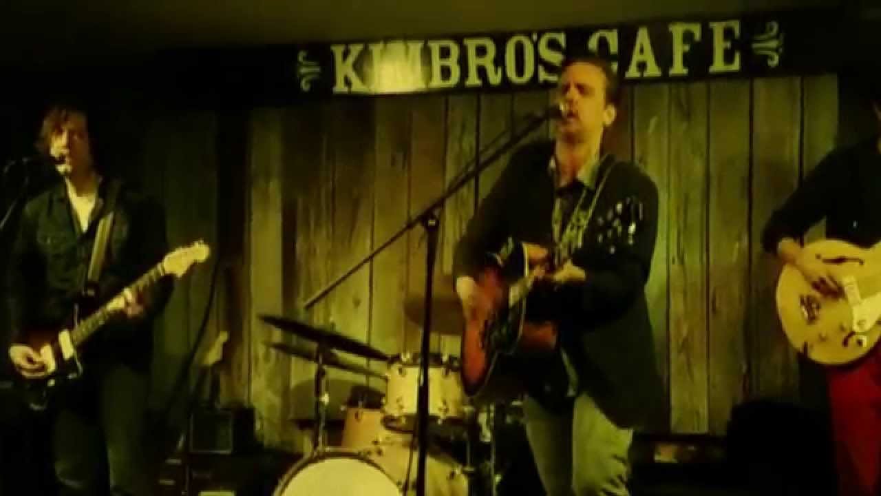 Jesse and Noah - True Love Doesn't Beg (Live)