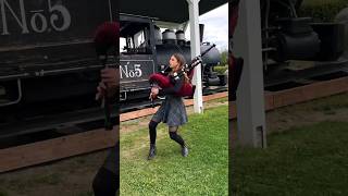 Download Lagu Performing Crazy Train for a train in Alaska MP3 Download Lagu Performing Crazy Train for a train in Alaska MP3
