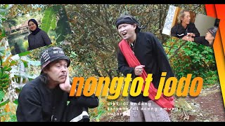 sundanese - traditional music - calung - pant java - indonesian - nongtot jodo agus kasundana
