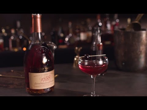 How to Make a Manhattan Cocktail | Rémy Martin Cognac