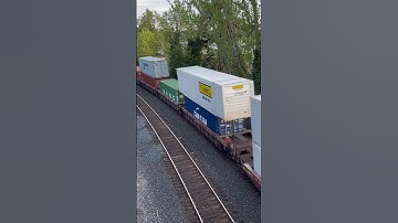 Can These Larger Containers Fall Off!? #railway #railroad #train #trainvideo #railfan