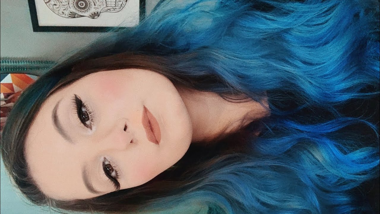 pintando-cabelo-de-azul-em-casa-youtube