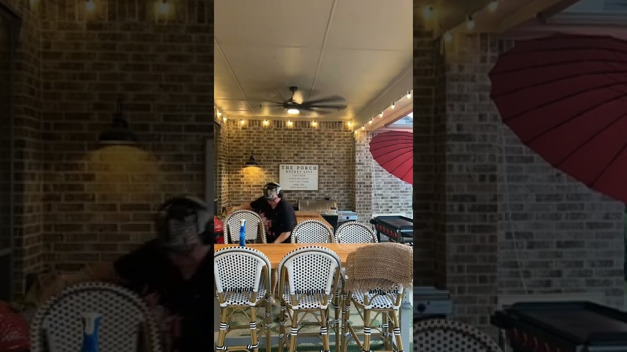 Cleaning my outdoor kitchen is a daily chore. 