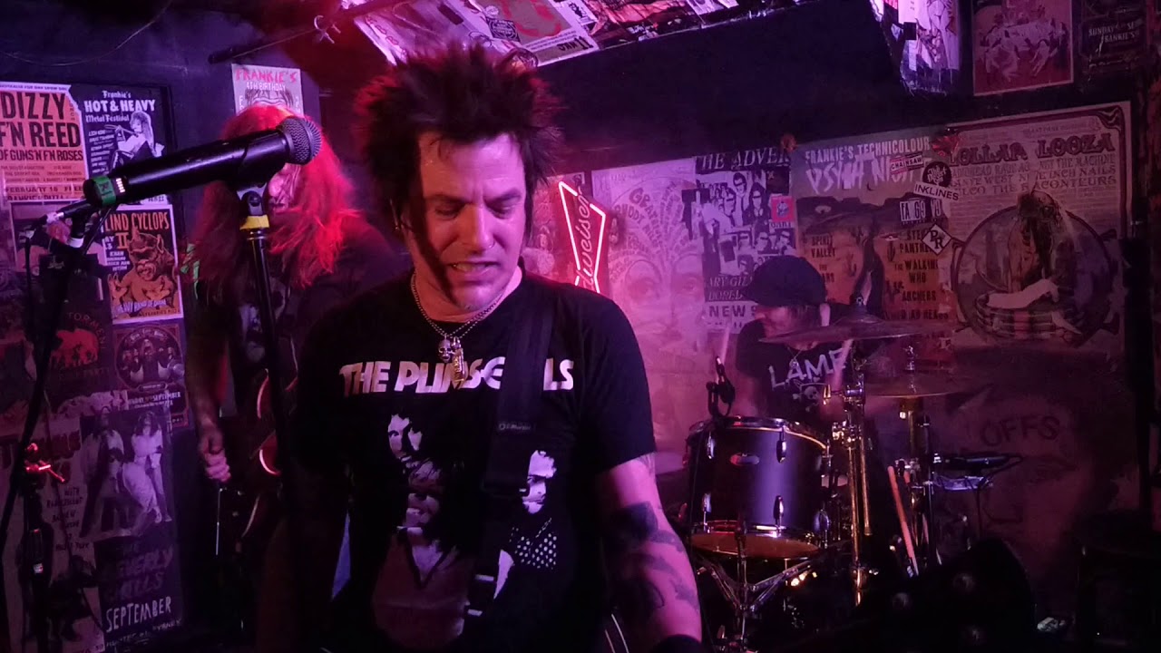 Skid Row- god save the queen Live in sydney at Frankie's Pizza 21/10/2018