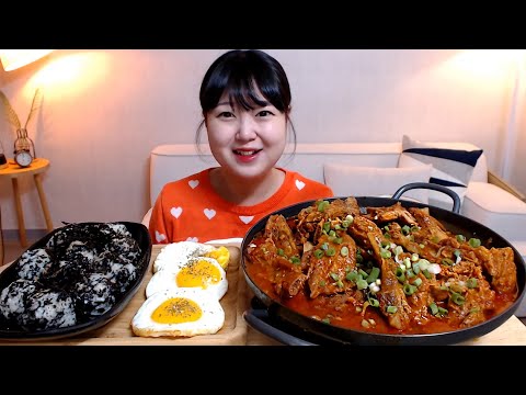 파김치 듬뿍 넣은 매콤한 매운 파김치 갈비찜 계란후라이 주먹밥 먹방  <strong>Spicy</strong> Galbi-jjim <strong>Green</strong> onion kimchi Mukbang Eatingsound
