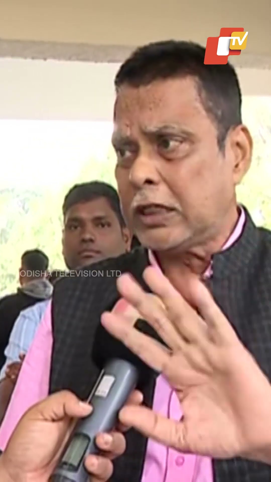 ହାଉସ୍ କ'ଣ ଚଲେଇ ଦବନି ?