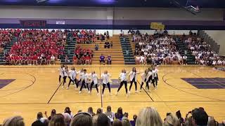 Waunakee Dance Team Homecoming 17-18