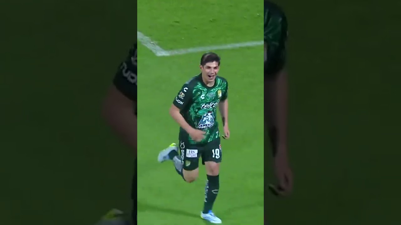 ¡Golazo de tijera! El Plátano Alvarado toma por sorpresa a Keylor con extraordinaria definición