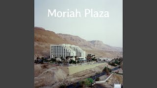 Video thumbnail of "Moriah Plaza - Desendereçada"