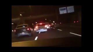 Makas Yeri̇ne Takla Atan Polocu Genç