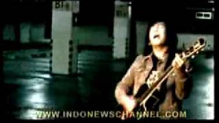 Download Lagu Ari Lasso - Arti Cinta.flv MP3 Download Lagu Ari Lasso - Arti Cinta.flv MP3